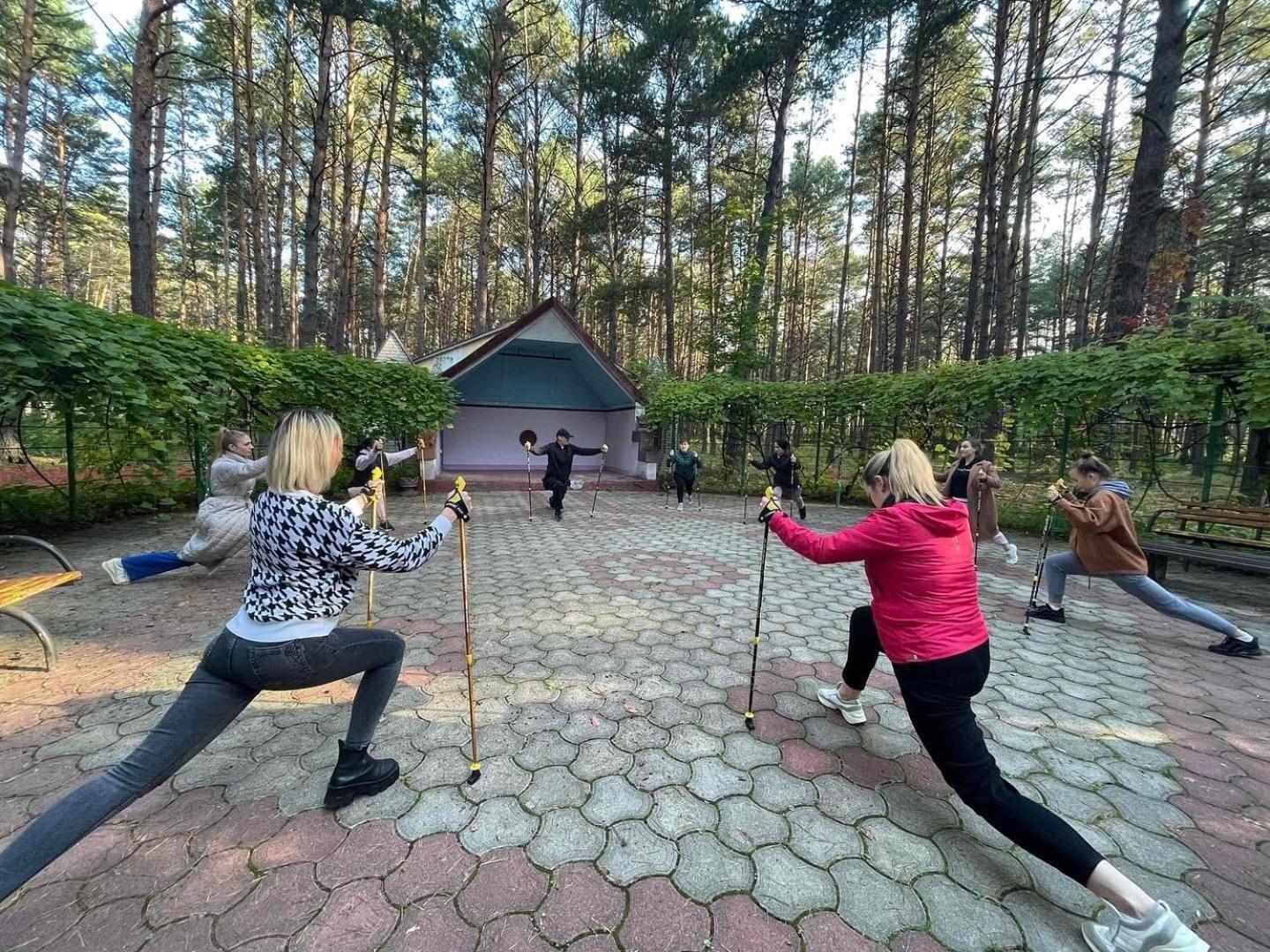 Санаторій Червона Калина Zhobryn Exterior foto